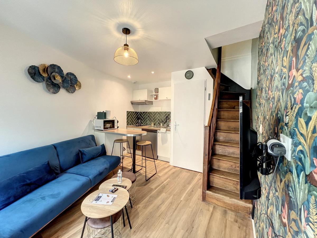 Апартаменты • Cosyhouse By Janna • Terrasse - Wifi Шательро Экстерьер фото